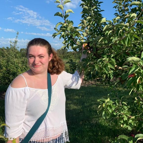 Meet your Posher, Lela - Picture 1 of 1